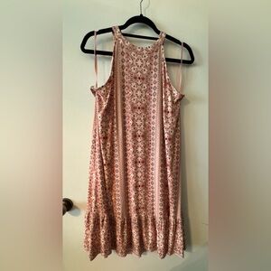 Elegant Pink Patterned Dress